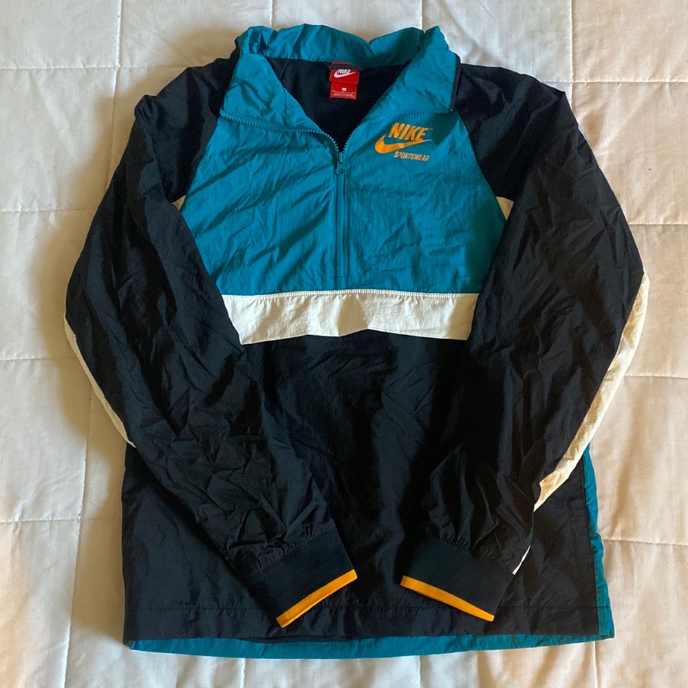 Nike Womens Windbreaker